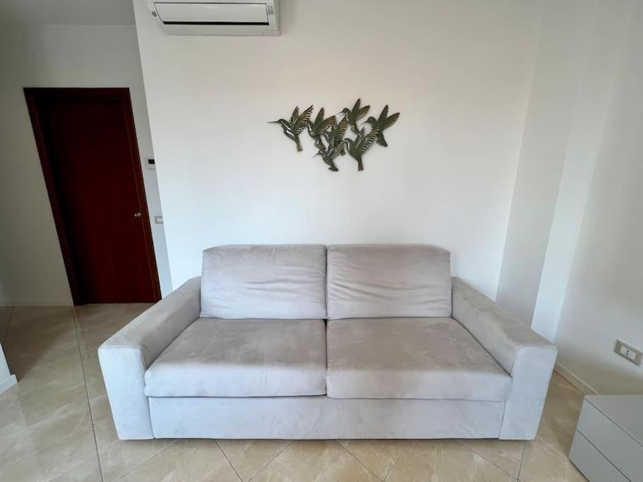 Апартаменти Beija Flor-Trilocale Piazza Garibaldi N18 Дезенцано-дель-Гарда Екстер'єр фото